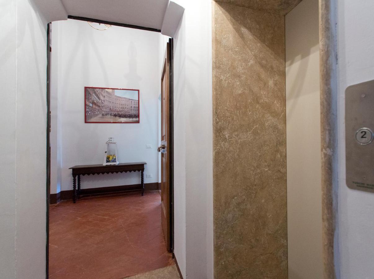 Apartmán Residenza D'Epoca Palazzo Piccolomini Siena Exteriér fotografie