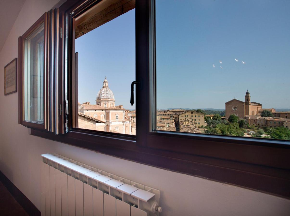 Apartmán Residenza D'Epoca Palazzo Piccolomini Siena Exteriér fotografie