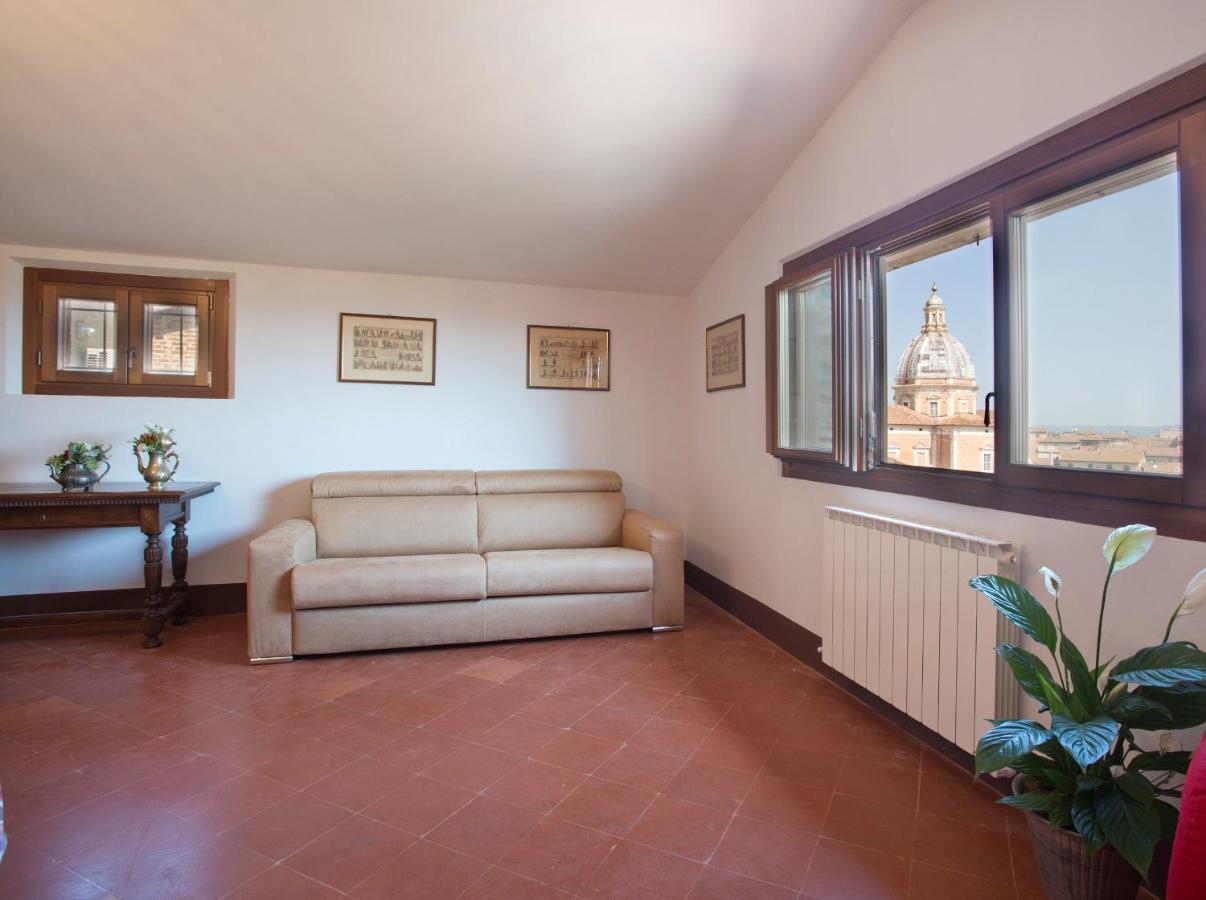 Apartmán Residenza D'Epoca Palazzo Piccolomini Siena Exteriér fotografie