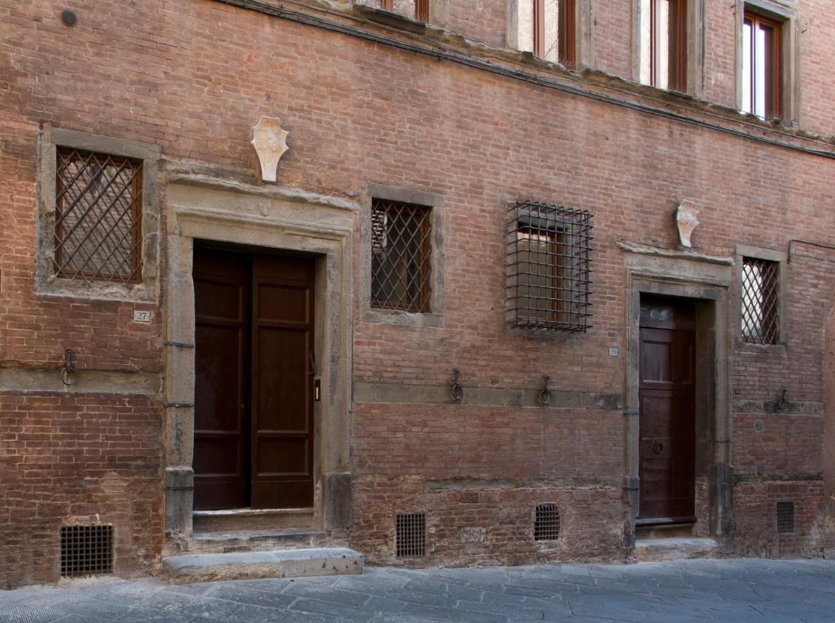Apartmán Residenza D'Epoca Palazzo Piccolomini Siena Exteriér fotografie